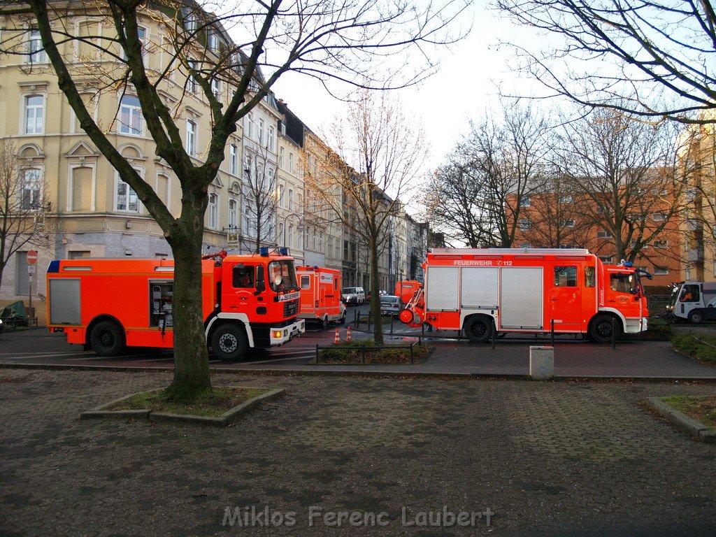 Brand in Kirche Koeln Muelheim Tiefenthalstr   P17.JPG